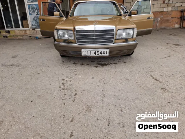 1983 مرسيدس بنز الفئة-SE SE 280
