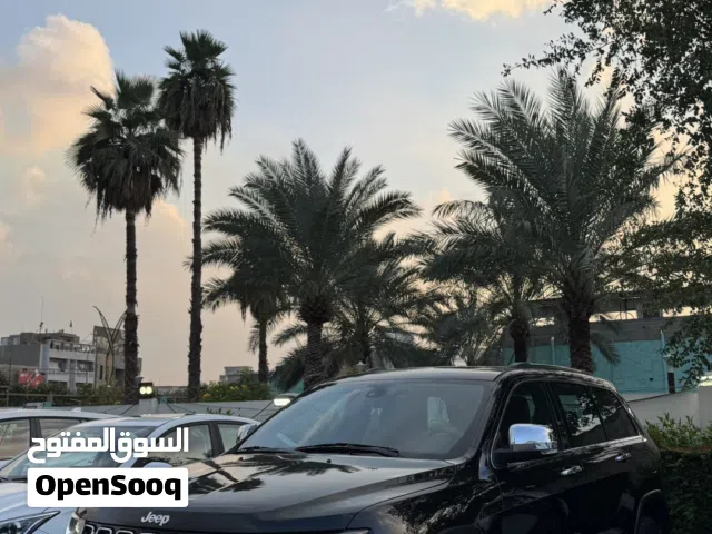 جيب كراند شيروكي 2019 لمتد كلين