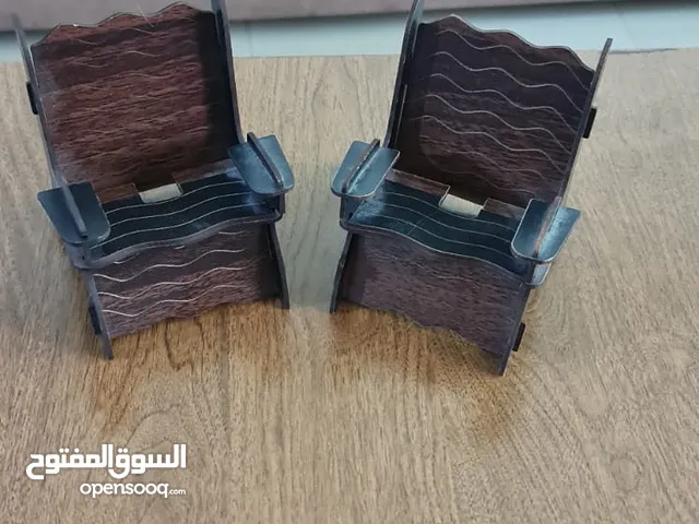 كرسي ستاند لوضع الهاتف لمشاهدة الفيديوهات له وضعيات عديدة لون بني عدد 2