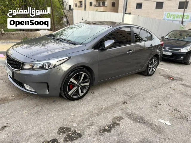 Used Kia K3 in Hebron
