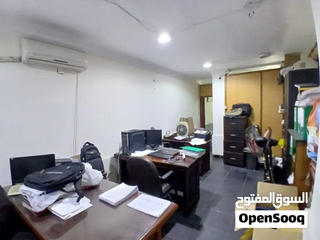 للبيع وحده اداري او سكني 150م في رشدي