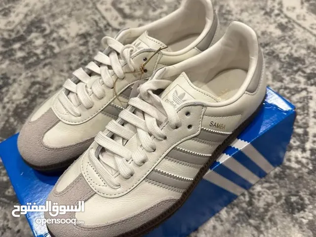 Adidas samba