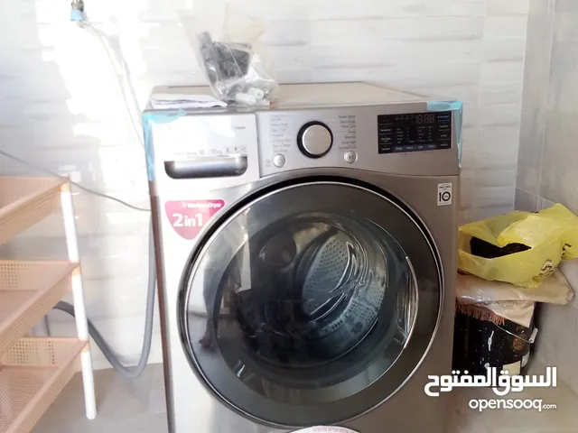 LG 17 - 18 KG Washing Machines in Al Dakhiliya