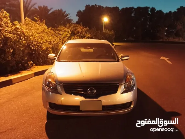 Used Nissan Altima in Ajman
