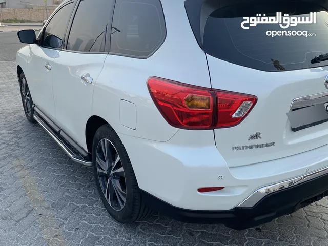 نيسان باثفندر SV 2018 خليجي أول مالك للبيع قابل للتفاوض بالمعقول