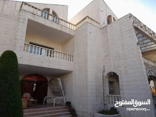 1000 m2 5 Bedrooms Villa for Sale in Amman Khalda