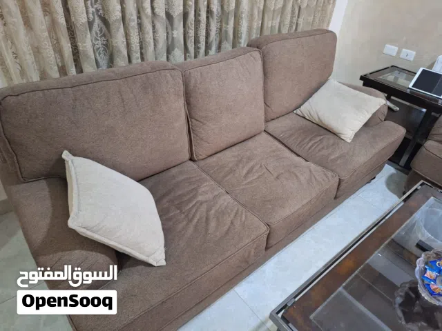 غرفة جلوس امريكي فاخره جدا للبيع بسعر 700 دينار و غرفة ضيوف تركي عااالي الجوده للبيع بسعر 900