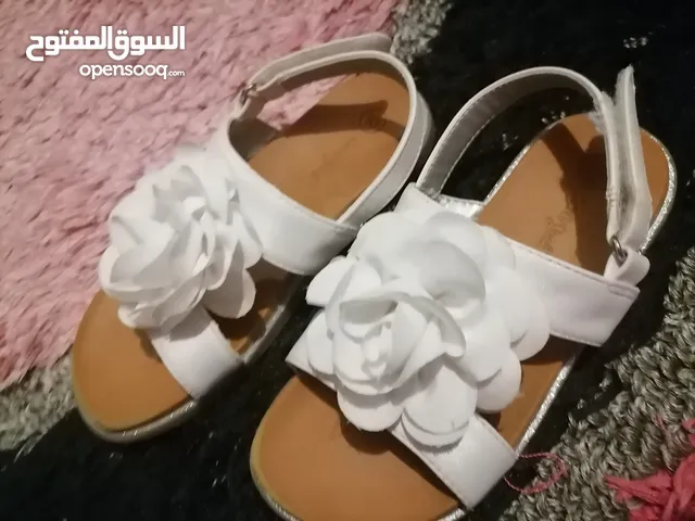 Girls Sandals & Slippers in Amman