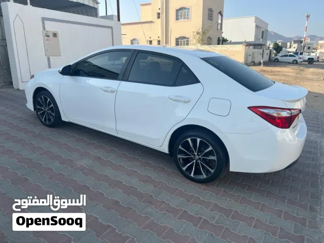 Toyota corolla SE 2016