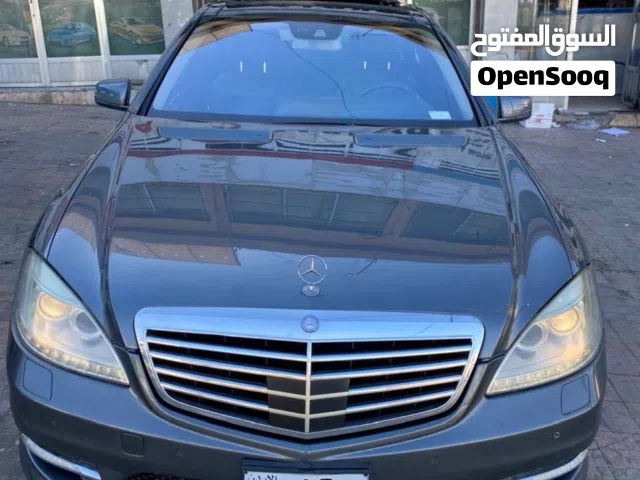 2010 مرسيدس بنز الفئة-S S 400