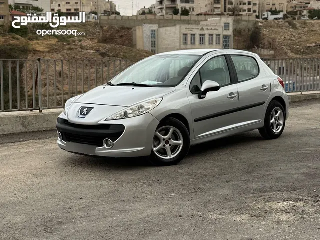 بيجو 207 موديل 2009 السيارة ماشاء الله مش ناقصها برغي كوشوك جديد بطارية جديدة هيئة جديدة فحص 3 جيد