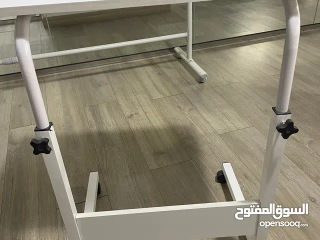 طاولات للبيع بأقل الأسعار جاهزة للاستخدام