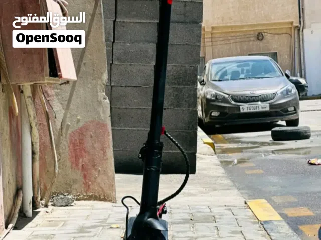 سكوتر كهربائي شاومي  مستعمل استعمال نظيف