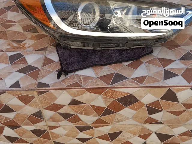 فنار هونداي النترا 2018 امريكي جيهة اليمين اصلي اموره طيبه