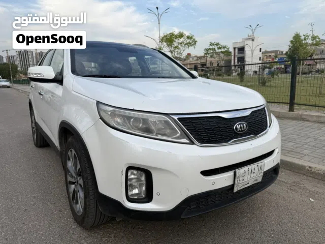 2015 كيا سورينتو Standard