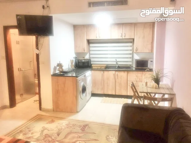 ستيديو للايجار في رام الله