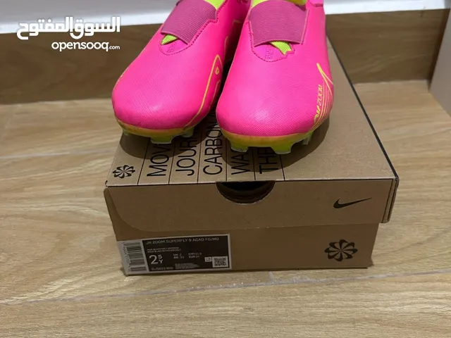 JR ZOOM SUPERFLY 9 ACAD FG/MY جوتي كره نايك للصغار ( مقاسه 34 size 34)
