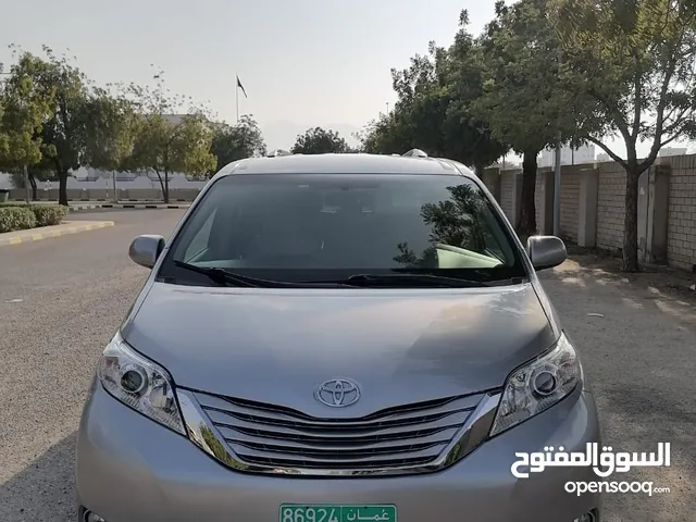 Toyota Sienta 2016 in Al Batinah