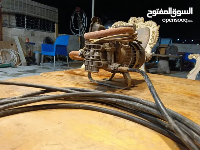 مضخه غسيل سيارات ايطالي 3بار استخدام خفيف قويه وعمليه للجادين فقط