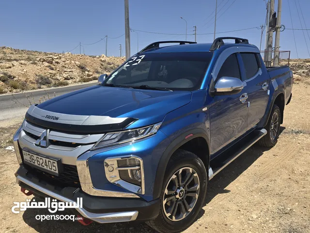 متسوبيشي L200 فل اكسسوارات موديل 2023