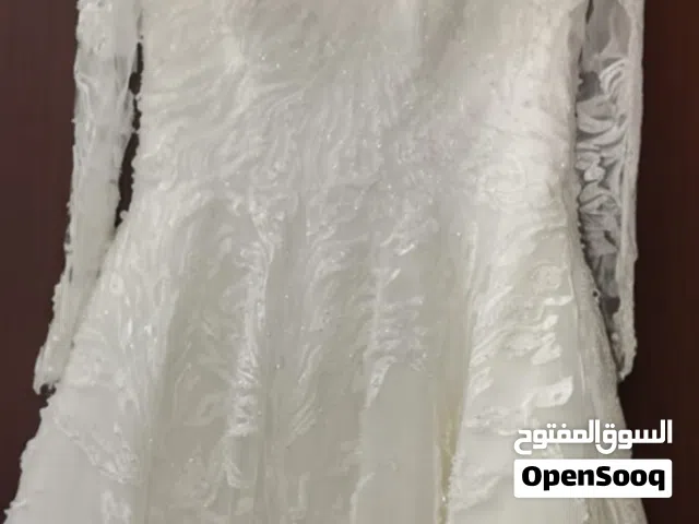فستان زفاف للبيع