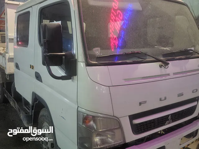 MITSUBISHI CANTER 2023