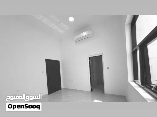 شقة الإبجار في شارقه جزيره مريم