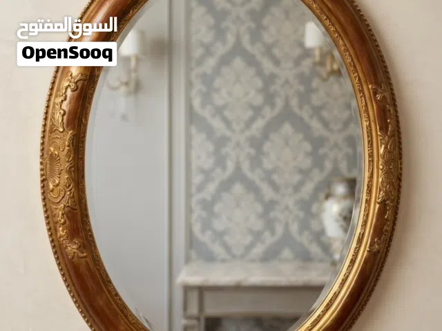 مرآة أنتيك بيضاوية... قطعة تعكس الفخامة قبل أن تعكس الصورة