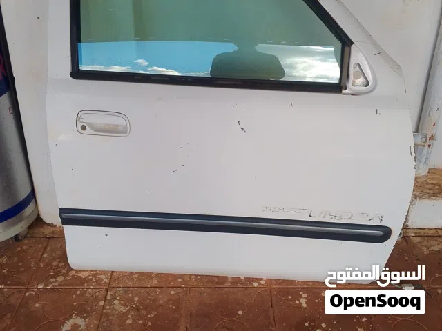 باب تيوتا تندرا 2002