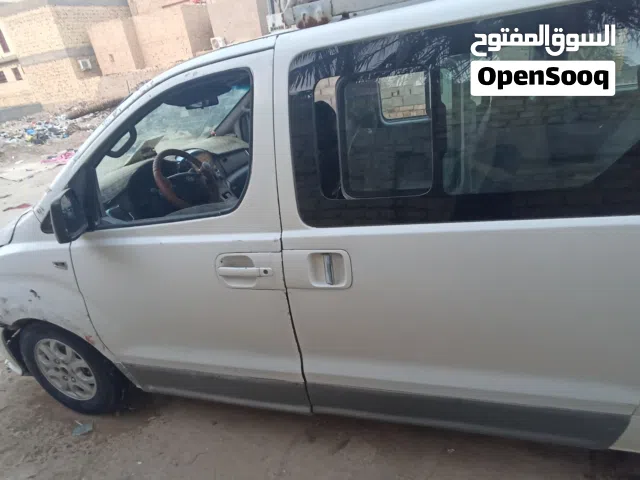 متوفر سياره ستاركس مع سائق للاجره