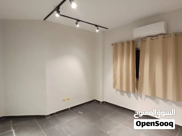 للايجار سوبر لوكس بالتكيفات
