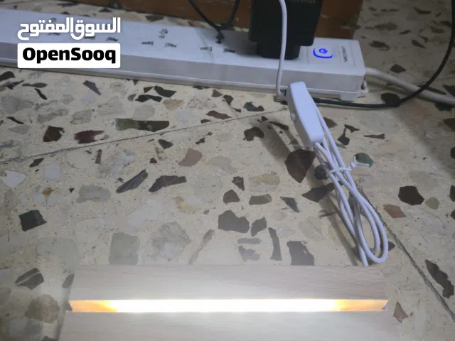 4 بوكسات خشبي باضاءة ليد