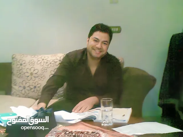 مدرس لغة عربية ودراسات إسلامية