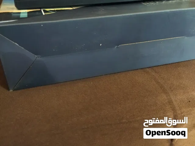 دي في ار 5 بكسل مش 2 بشغل جميع الكاميرات والدافي ار حاله الوكاله وكرتونته معه اربع مخارج.