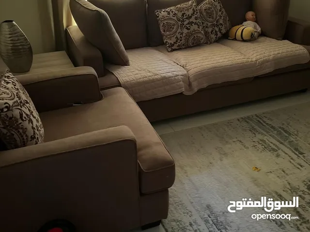 أثاث منزلي مستعمل للبيع