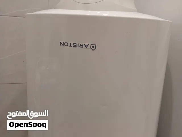 كيزر ارستون بحاله ممتازه 80 لتر للبيع