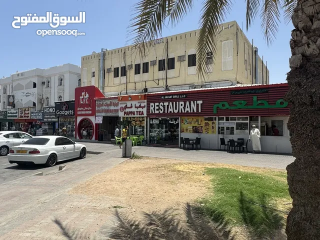 محل تجاري في واجهة سوق الخوض