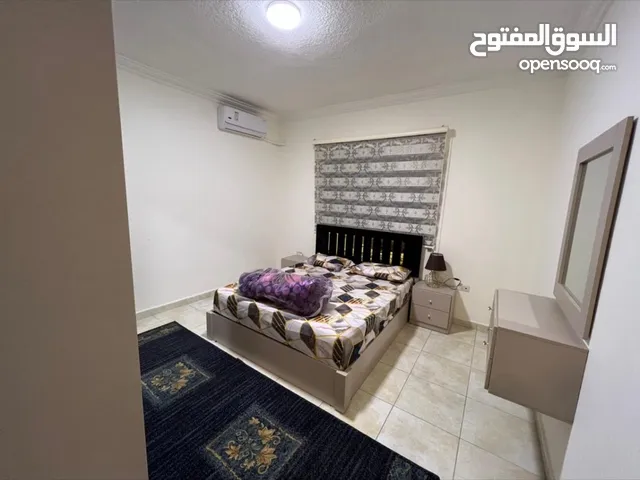 140 m2 3 Bedrooms Apartments for Rent in Amman Medina Street