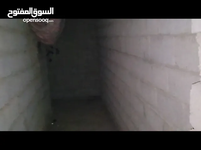 للبيـــع بيت في عدن الشعب حي القيادين *اوراقه ملاك بيت شعبي *لوووووكس