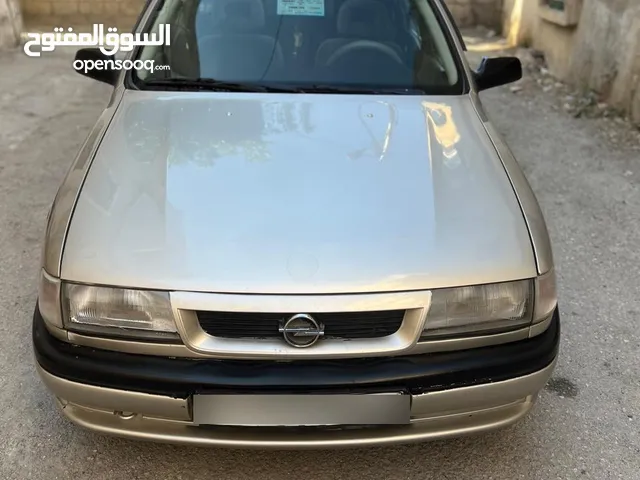 Used Opel Vectra in Irbid