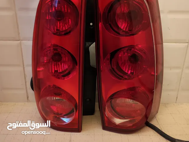 للبيع اسطب خلفي يوكن اصليGM 2007 الي 2014 بحاله ممتازه