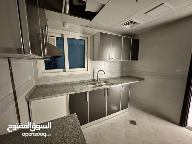 ((ِA))شقه مثاليه اول ساكن غرفتين وصاله بمنطقه ابو شغاره للايجار السنوي المتميز بالشارقه