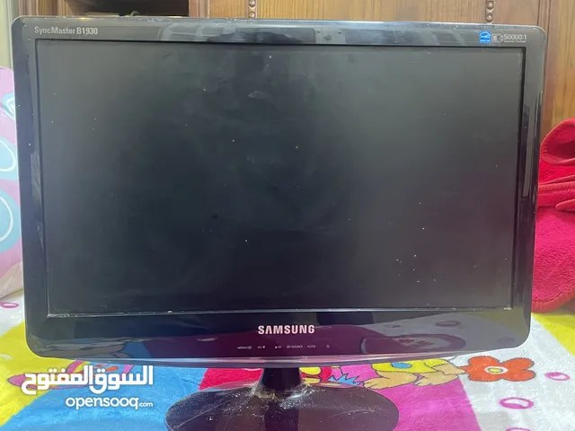 18.5" Samsung monitors for sale  in Mansoura