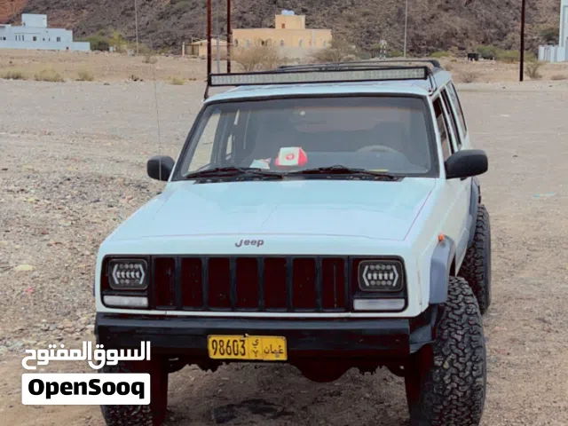 جيب شروكي 2001