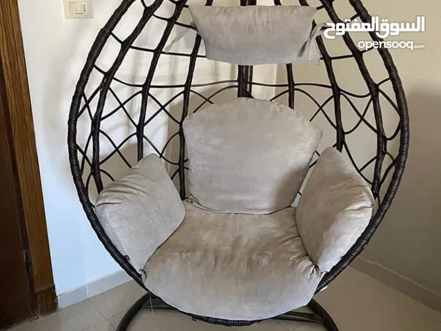 مرجيحة لون سكني شبه جديد