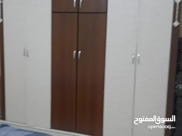 للبيع - أثاث منزلي وأجهزة كهربائية بحالة ممتازة