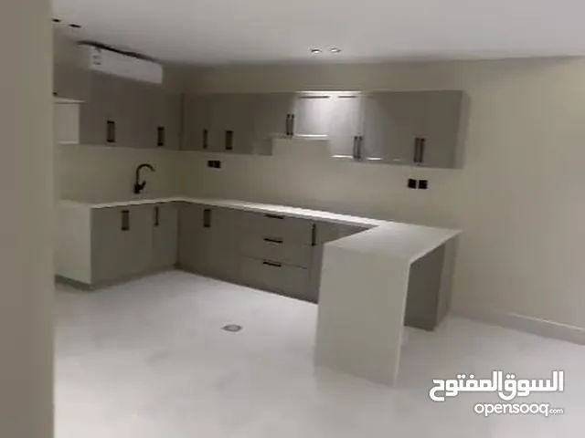 888 m2 3 Bedrooms Apartments for Rent in Dammam Al Hamra