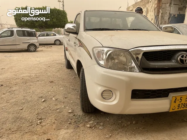 Used Toyota Hilux in Zawiya