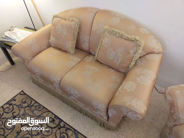 عفش بيت مستخدم للبيع .. بحاله جيده جدا....جبل عمان الدوار الثاني