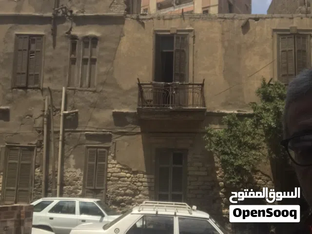 200 m2 More than 6 bedrooms Villa for Sale in Cairo Hadayek al-Kobba